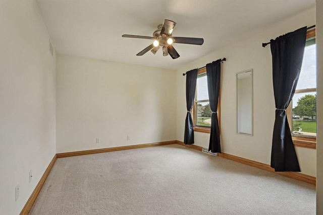 7004 286th AVENUE, Salem, WI 53168