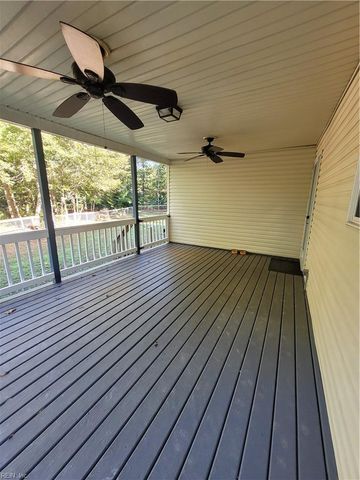 6495 Glenside CT, Gloucester, VA 23061