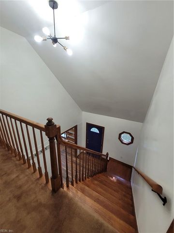6495 Glenside CT, Gloucester, VA 23061