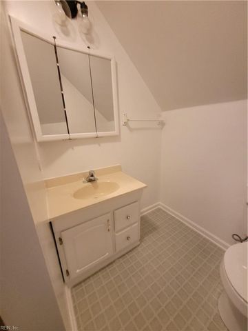 6495 Glenside CT, Gloucester, VA 23061