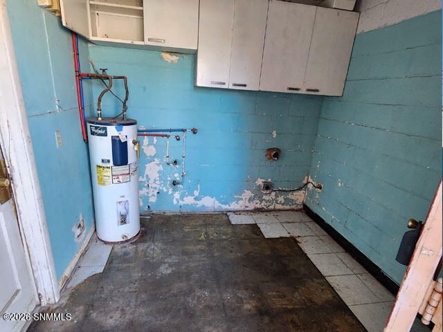 1209 S Locust Street, Las Cruces, NM 88001