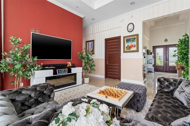 5703 N Sterling Ranch Drive, Davie, FL 33314