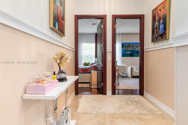 5703 N Sterling Ranch Drive, Davie, FL 33314