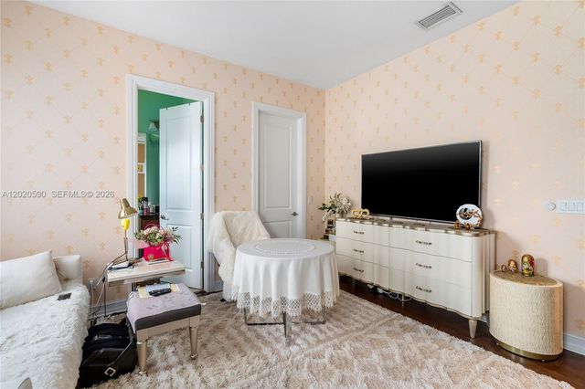 5703 N Sterling Ranch Drive, Davie, FL 33314