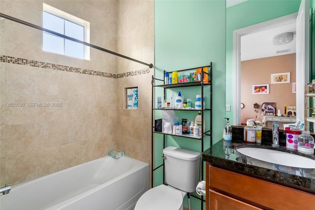 5703 N Sterling Ranch Drive, Davie, FL 33314