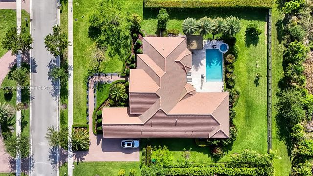 5703 N Sterling Ranch Drive, Davie, FL 33314