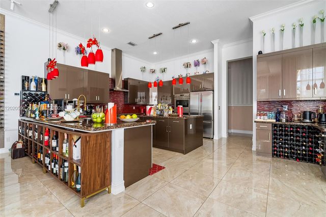 5703 N Sterling Ranch Drive, Davie, FL 33314