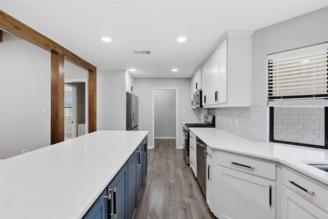 9705 Rosalie Court, Granbury, TX 76049