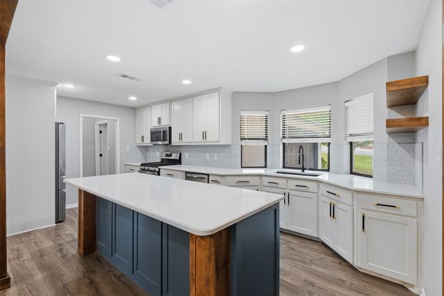 9705 Rosalie Court, Granbury, TX 76049