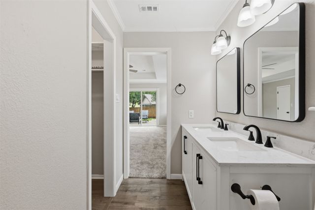 9705 Rosalie Court, Granbury, TX 76049