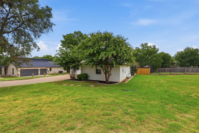 9705 Rosalie Court, Granbury, TX 76049