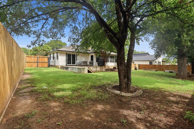 9705 Rosalie Court, Granbury, TX 76049