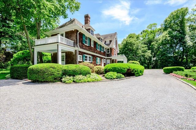 563 Asharoken Avenue, Northport, NY 11768
