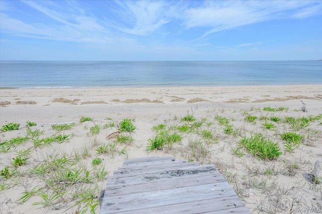563 Asharoken Avenue, Northport, NY 11768
