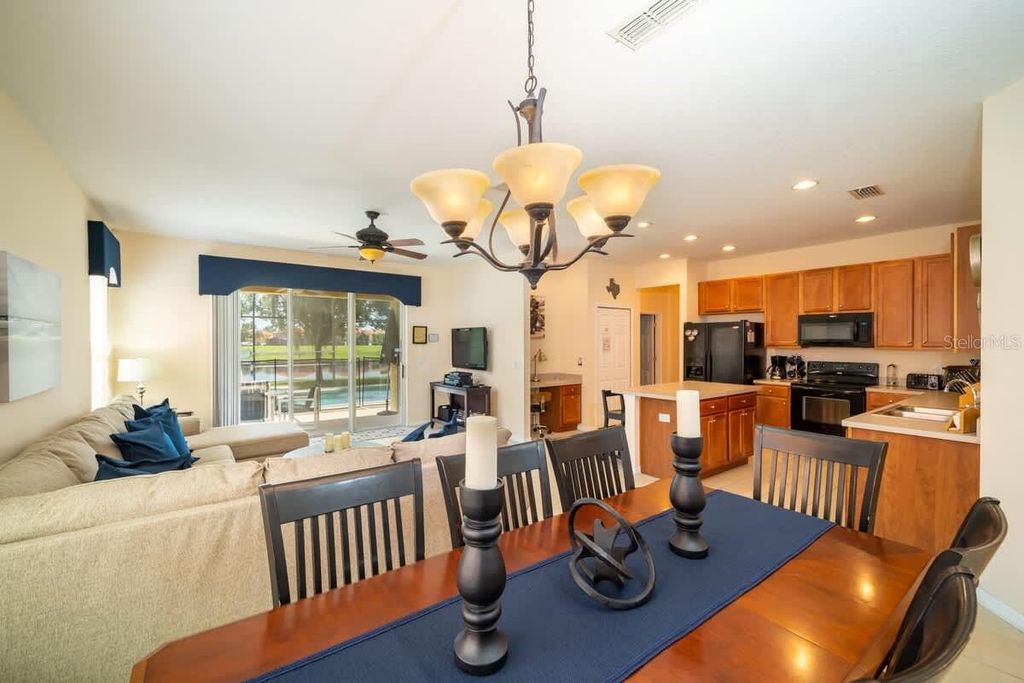 Image 6 of property listing at 950 MARCELLO BOULEVARD, Kissimmee, FL 34746