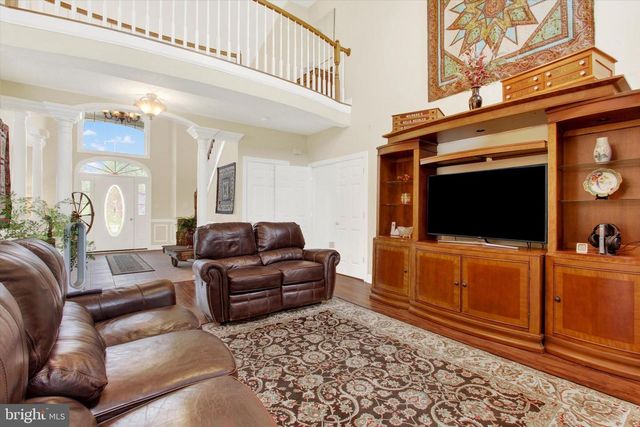 96 TYOAKA DR, Littlestown, PA 17340