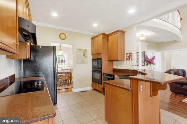 96 TYOAKA DR, Littlestown, PA 17340