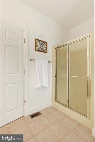 96 TYOAKA DR, Littlestown, PA 17340