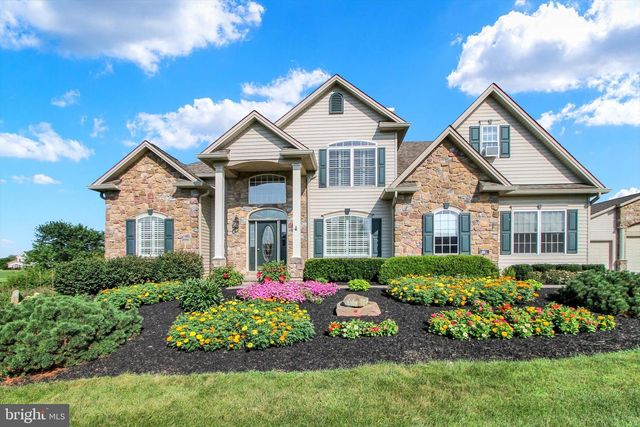96 TYOAKA DR, Littlestown, PA 17340
