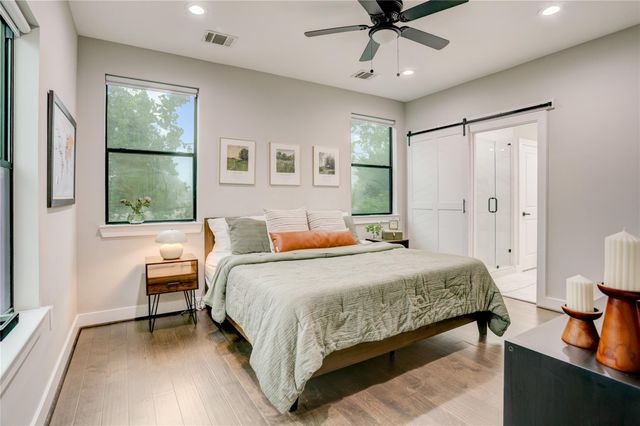 115 E 44th Street, Houston, TX 77018