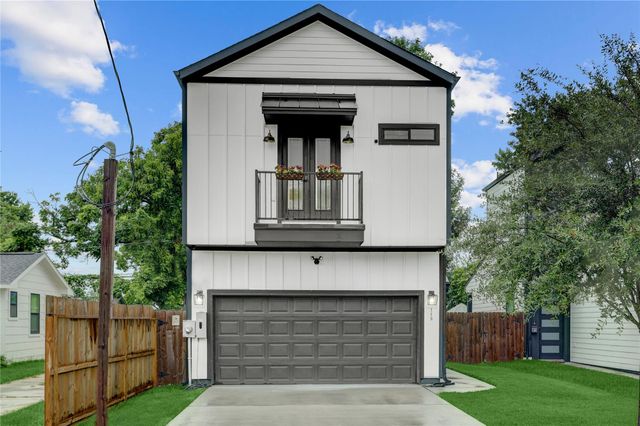 115 E 44th Street, Houston, TX 77018