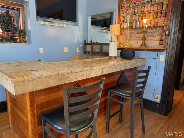 6120 Victoria Avenue, St Louis, MO 63139