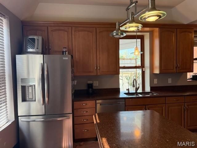 6120 Victoria Avenue, St Louis, MO 63139