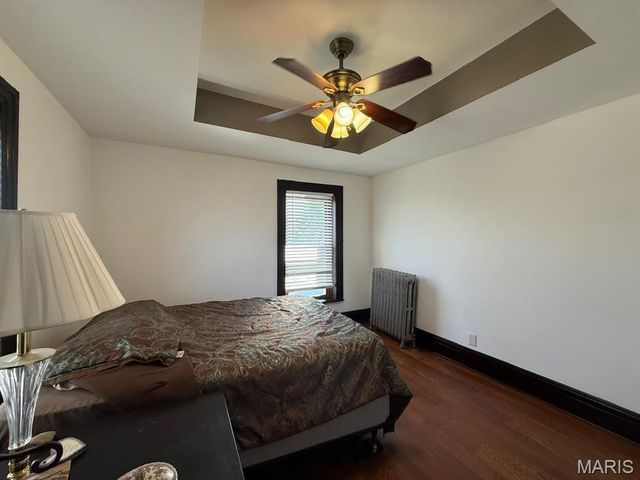 6120 Victoria Avenue, St Louis, MO 63139