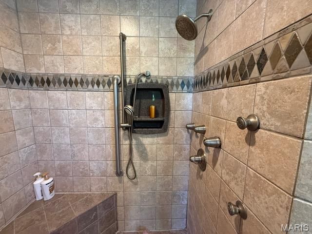 6120 Victoria Avenue, St Louis, MO 63139