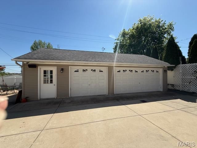 6120 Victoria Avenue, St Louis, MO 63139