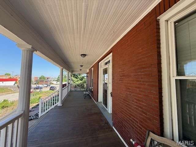 6120 Victoria Avenue, St Louis, MO 63139