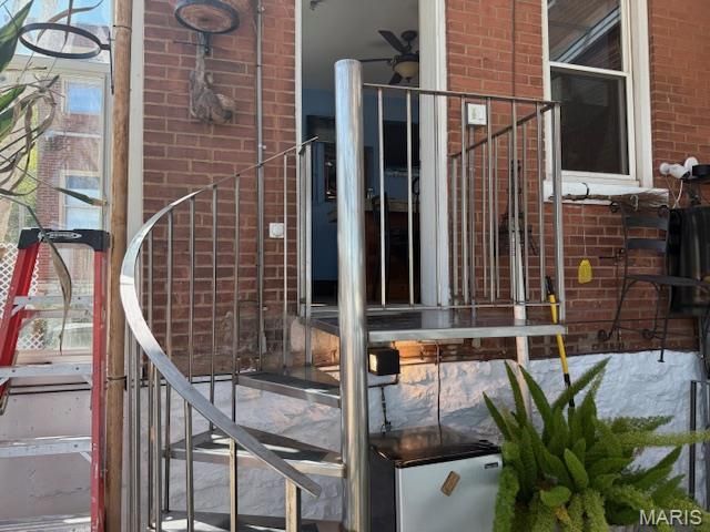 6120 Victoria Avenue, St Louis, MO 63139