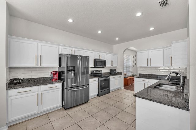 9625 BATON ROUGE LANE, Land O Lakes, FL 34638
