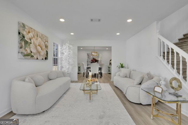 7094 DESHON BEND Circle, Lithonia, GA 30058