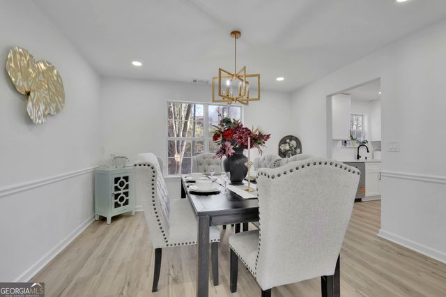 7094 DESHON BEND Circle, Lithonia, GA 30058