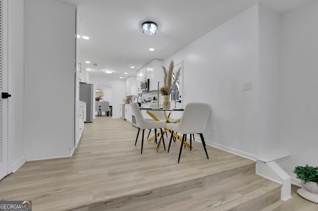 7094 DESHON BEND Circle, Lithonia, GA 30058