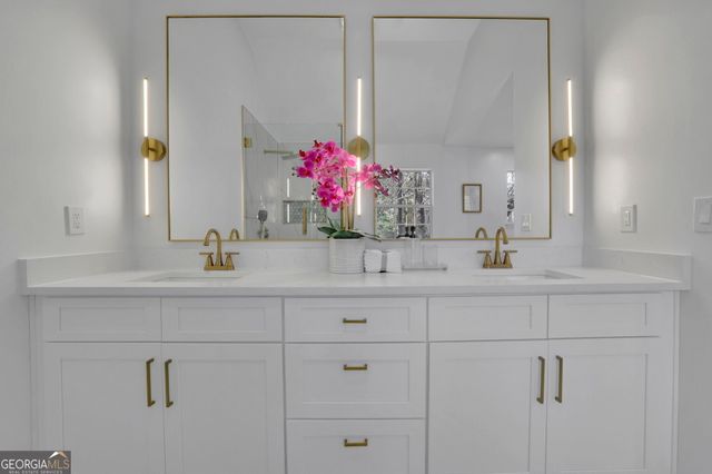 7094 DESHON BEND Circle, Lithonia, GA 30058