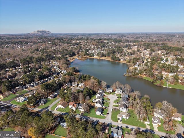 7094 DESHON BEND Circle, Lithonia, GA 30058