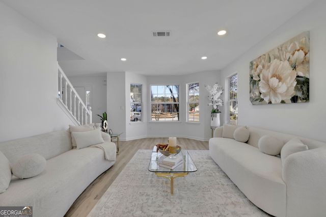 7094 DESHON BEND Circle, Lithonia, GA 30058