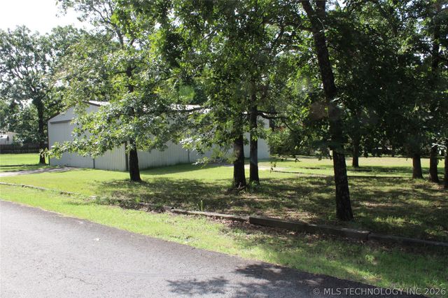 20 Spike Avenue, Mcalester, OK 74501
