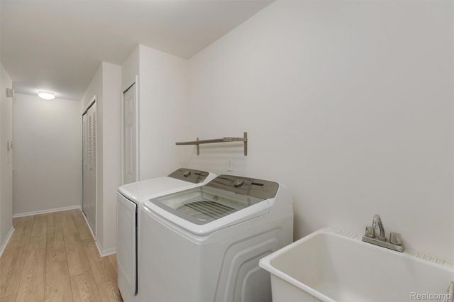 3462 Tremonte Cir N, Oakland Charter Township, MI 48306