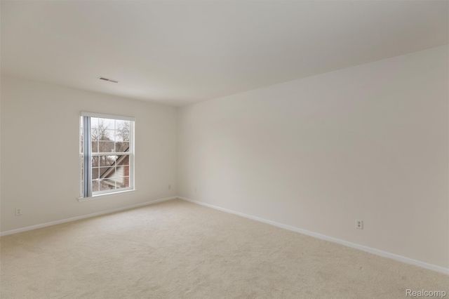 3462 Tremonte Cir N, Oakland Charter Township, MI 48306