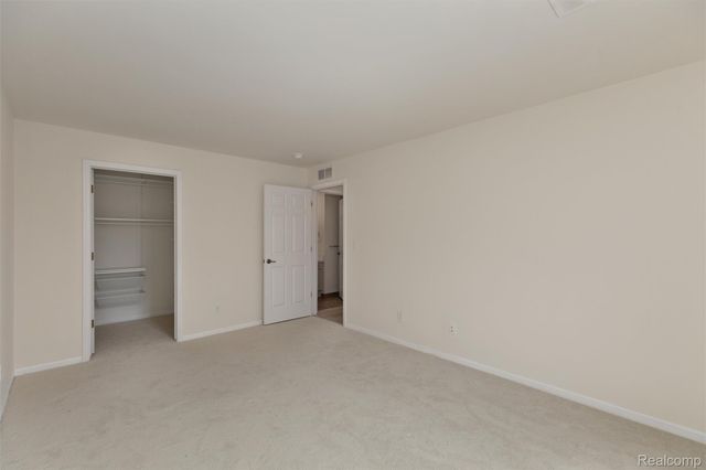 3462 Tremonte Cir N, Oakland Charter Township, MI 48306