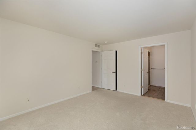 3462 Tremonte Cir N, Oakland Charter Township, MI 48306