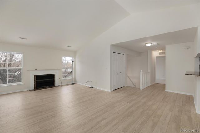 3462 Tremonte Cir N, Oakland Charter Township, MI 48306