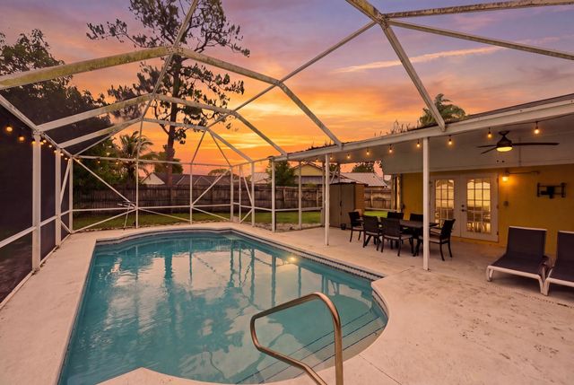 145 Roycourt Circle, Royal Palm Beach, FL 33411