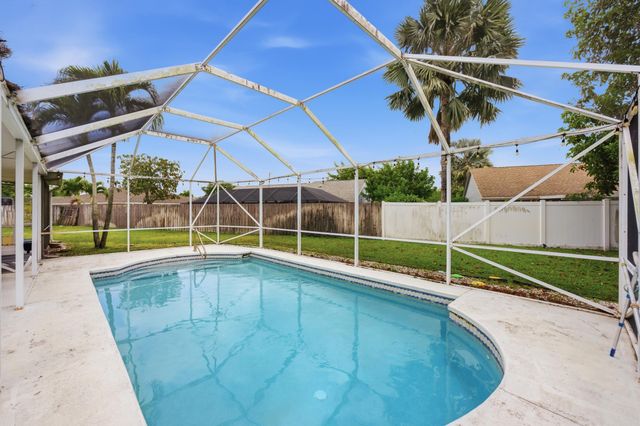 145 Roycourt Circle, Royal Palm Beach, FL 33411