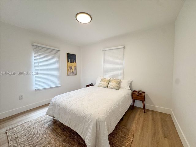 1035 NW 64th St, Miami, FL 33150