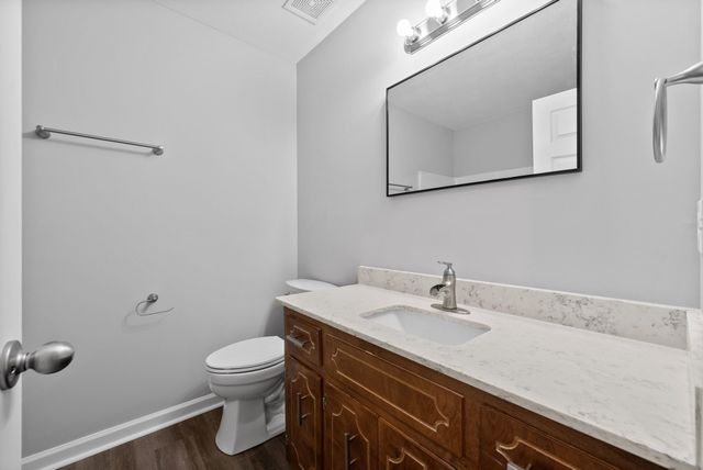 289 Raleigh Dr Apt D, Clarksville, TN 37043