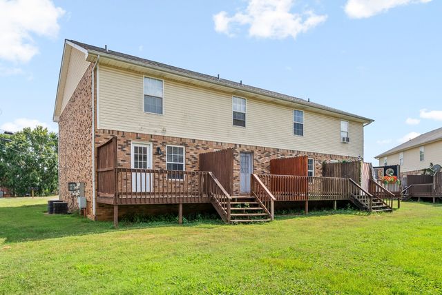 289 Raleigh Dr Apt D, Clarksville, TN 37043